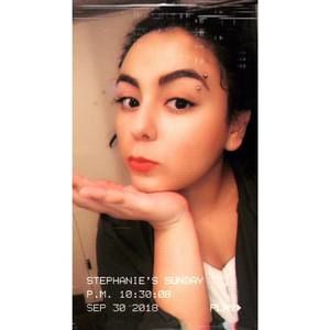 Meet your Posher, Stephanie